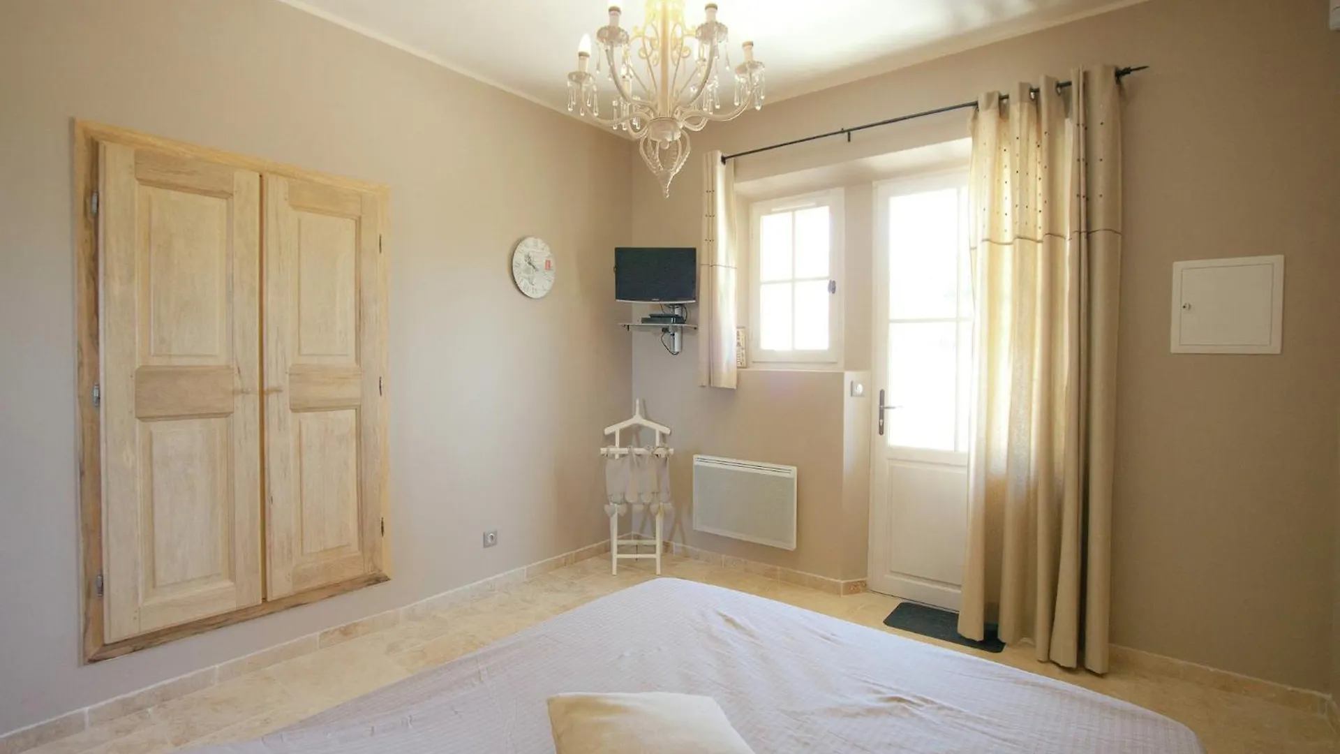 Luxury Villa In Provence With A Private Pool, Cleaning Included Martres-Tolosane 0*,  프랑스